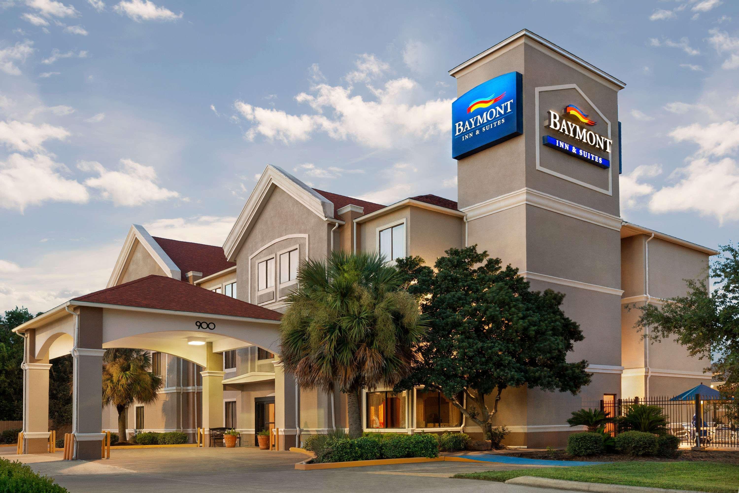 Baymont By Wyndham Clute Lake Jackson Exterior foto
